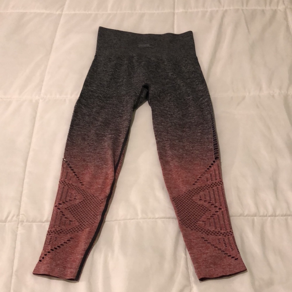 PINK VS cool and comfy Capri ombré leggings - Picture 5 of 6